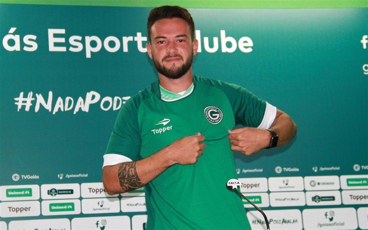 “Nos Acréscimos” um super giro esportivo pelo mundo com Edmílson Teixeira