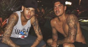 Brasileiros pagam quase R$ 3 mil para passar o Réveillon com Neymar e Medina