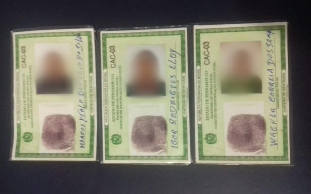 Foragidos da Justiça são presos com documentos falsos