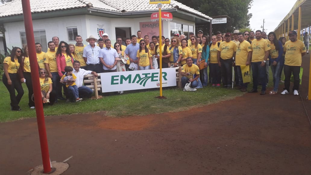 Caravana CARPIL participa de dia de campo no estande da Emater, no Show Rural Coopavel
