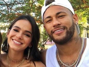Bruna Marquezine para de seguir Neymar e começa a seguir ex-cunhada