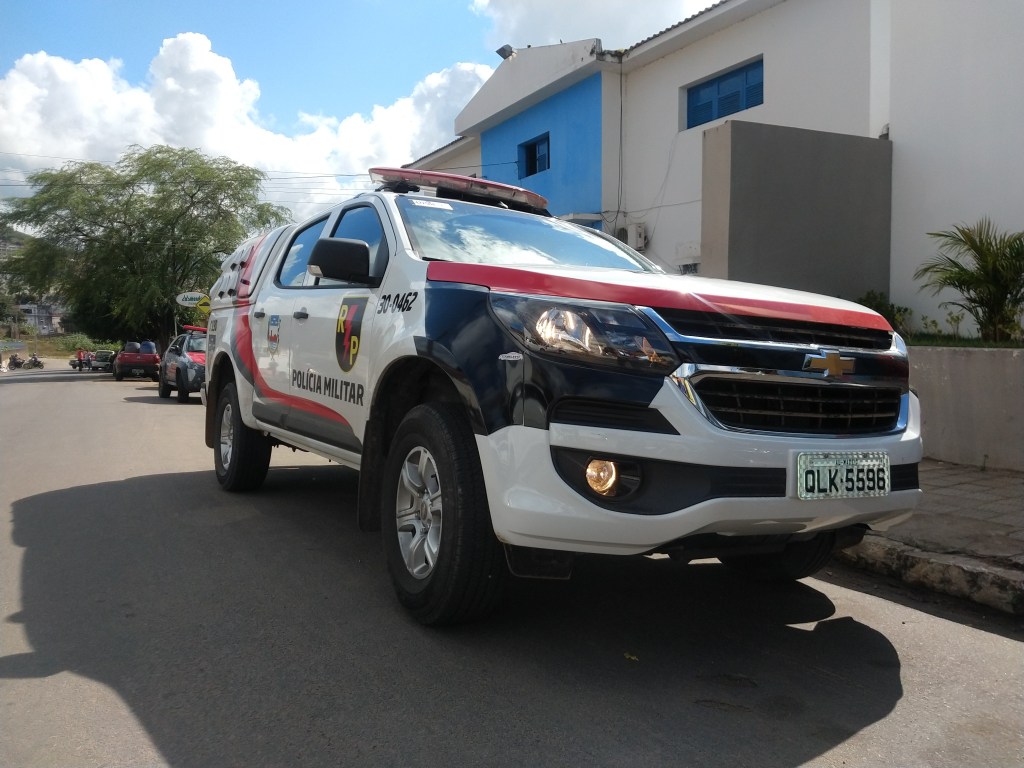 Polícia registra cinco assaltos a veículos em menos de 8 horas em Arapiraca e Craíbas