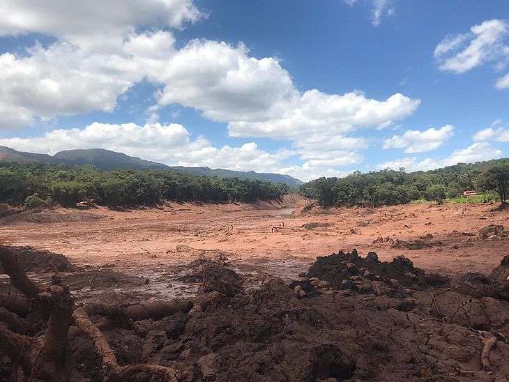 Engenheiro que atestou estabilidade de barragem diz ter sido pressionado pela Vale