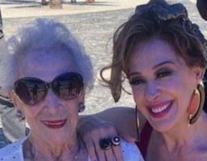 Claudia Raia lamenta morte da mãe aos 95 anos: ”Verdadeiro amor”