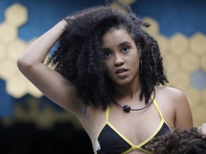 Irmã de Rízia, do BBB19, recebe convite para trabalhar como modelo