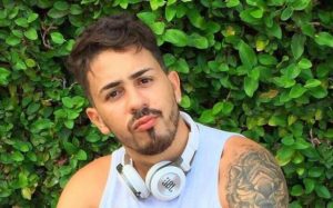 Carlinhos Maia vai comandar talk-show em canal fechado