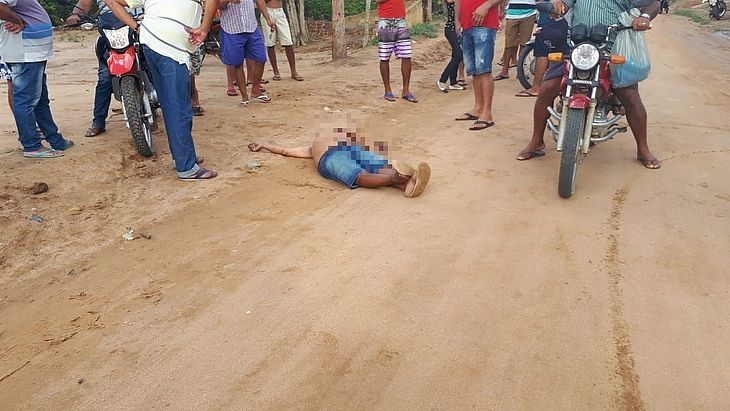 Homem é morto a tiros em estrada de barro em Taquarana