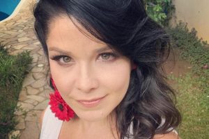 “Amo minhas filhas, mas não amo tanto ser mãe”, diz Samara Felippo