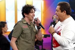 Ex-cantor do Sambô é ignorado por Faustão no Se Vira Nos 30