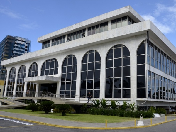 TCE vai fiscalizar gastos de prefeituras na contratação de bandas no São João