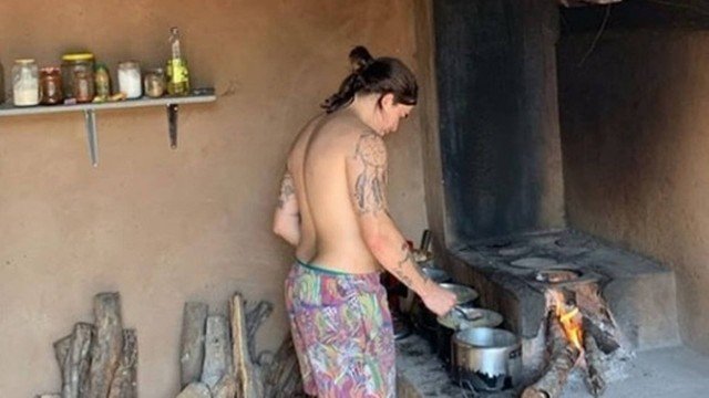 Whindersson Nunes viaja para o Piauí após se afastar das redes para tratar depressão