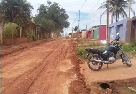 Vendedor ambulante sofre sequestro relâmpago e é mantido refém na mala de veículo