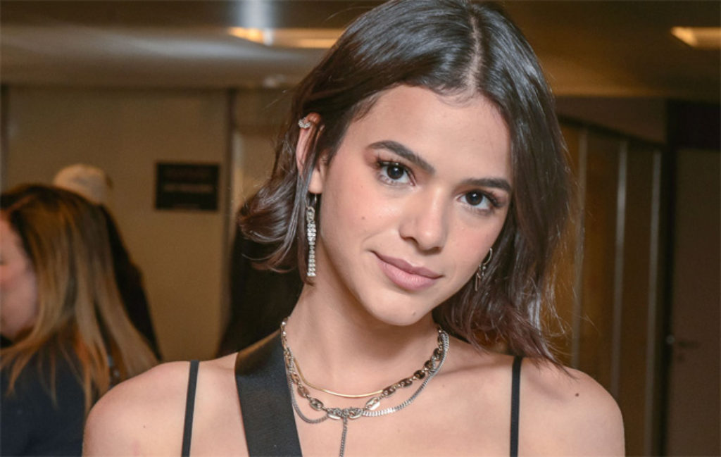 Bruna Marquezine será intimada a depor após queixa-crime de youtuber