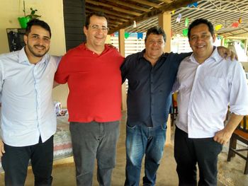 Severino Pessoa e Edval Gaia discutem o desenvolvimento de Palmeira dos Índios e região