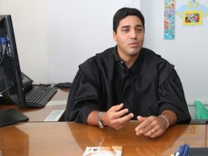 Justiça do Trabalho determina prorrogação de licença-paternidade de funcionário