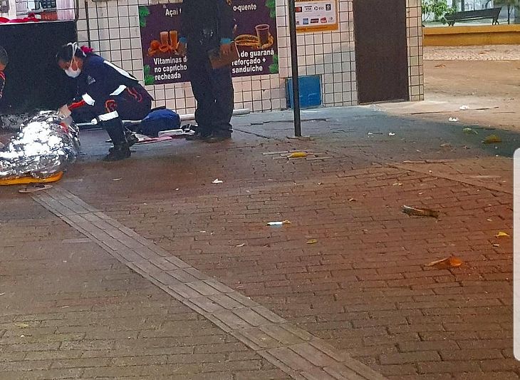 CE: Morador de rua tem partes íntimas queimadas