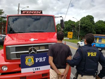 Caminhoneiro é preso com 60 comprimidos de “rebite”