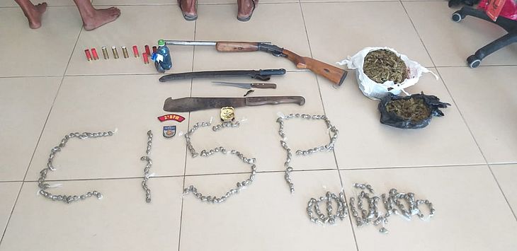 Operação conjunta apreende armas e drogas em Murici