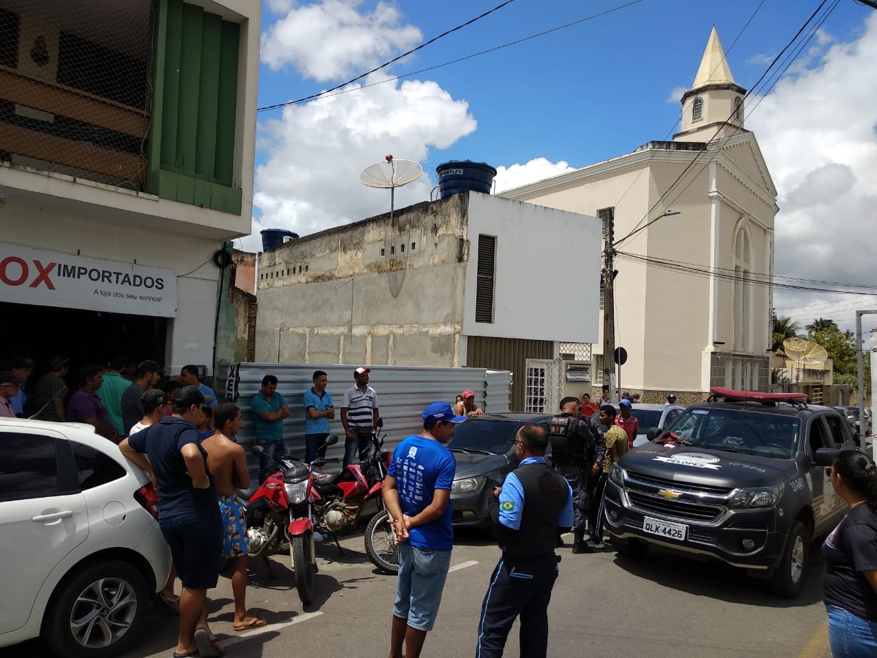 [Vídeo] Jovem é capturado por populares após tentativa de assalto em Palmeira dos Índios