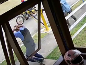 Imagens mostram assaltos ocorridos este mês em São Miguel dos Campos