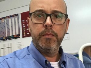 Alex Escobar se pronuncia após filho usar redes sociais para ameaçar se matar