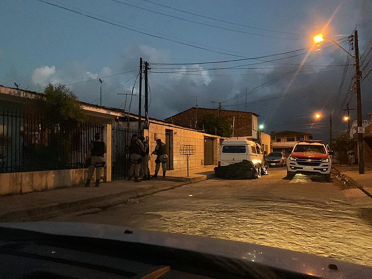 Megaoperação cumpre 60 mandados de prisão em Alagoas