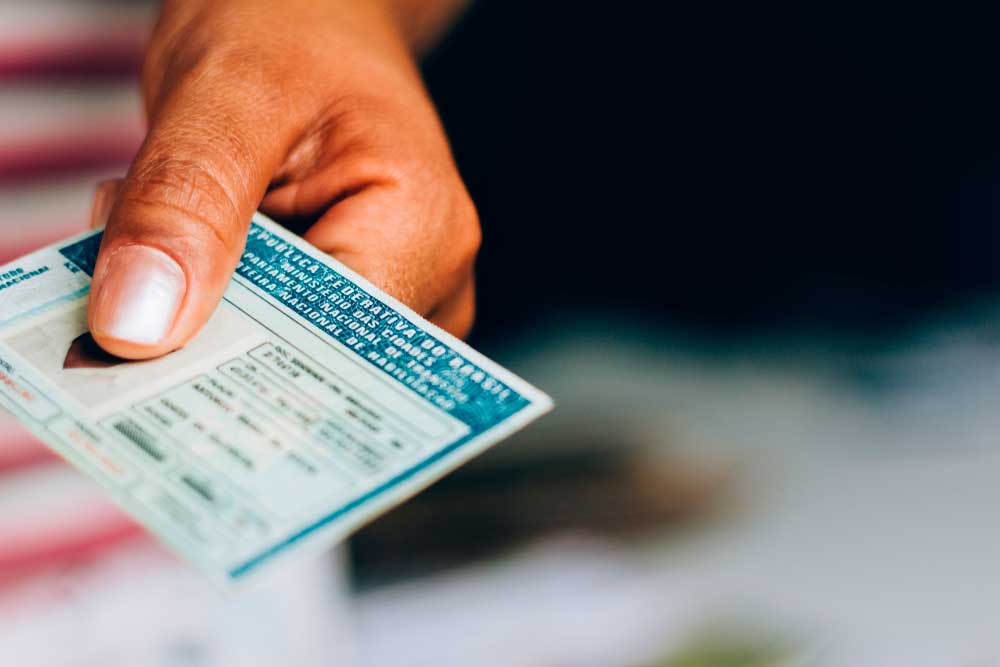 Onde entregar a habilitação suspensa?