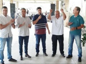 Oposição de Viçosa/AL ganha apoio de Francisco Tenório para chegar ao poder