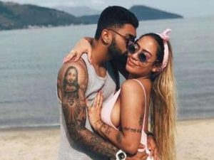 Irmã de Neymar toma atitude com Gabigol em premiação