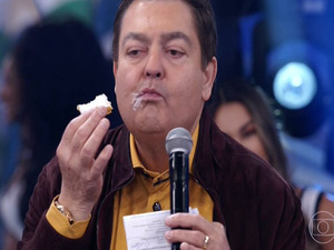 Faustão compra tríplex com 10 banheiros e 20 garagens