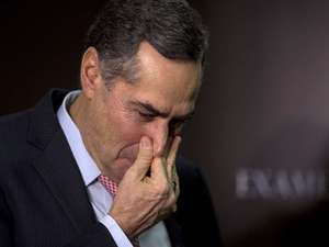 “Bloquear fake news com a Justiça é fantasia”, diz Barroso