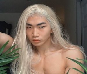 Whindersson Nunes fica chocado com “sósia” asiático