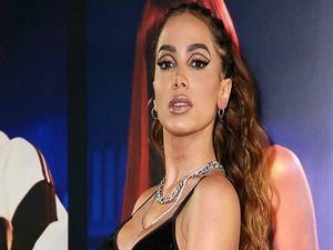 Anitta é desconvidada de Réveillon no CE devido a excesso