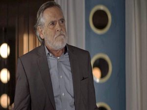 Totalmente sem rumo! Vídeos antigos deixam José de Abreu em saia justa