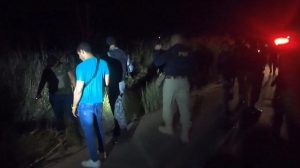 Três suspeitos de assaltos em rodovias morrem em confronto com a polícia