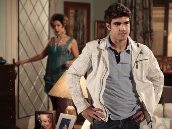 Antenor fica surpreso com atitude de René e muda plano para não ser descoberto