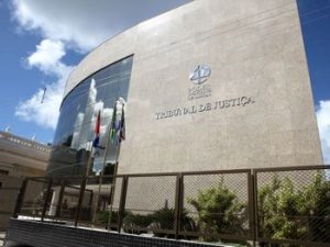 Acusado de mandar matar dois homens é condenado a mais de 22 anos de prisão