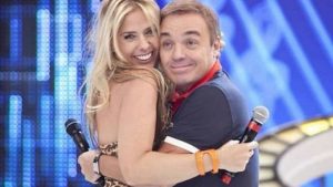 Adriane Galisteu é escalada para comandar programas de Gugu na Record