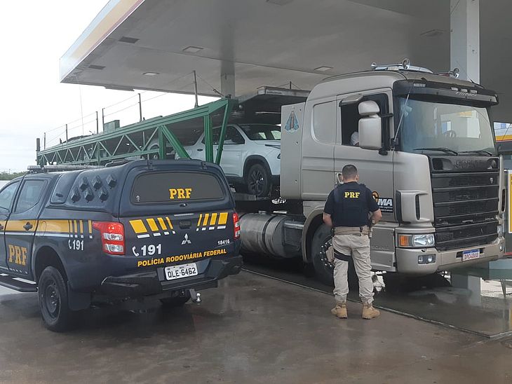 Motorista de Cegonha é preso pela PRF após causar acidente e omitir socorro