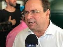 Luciano Barbosa pede exoneração da Secretaria de Educação do Estado