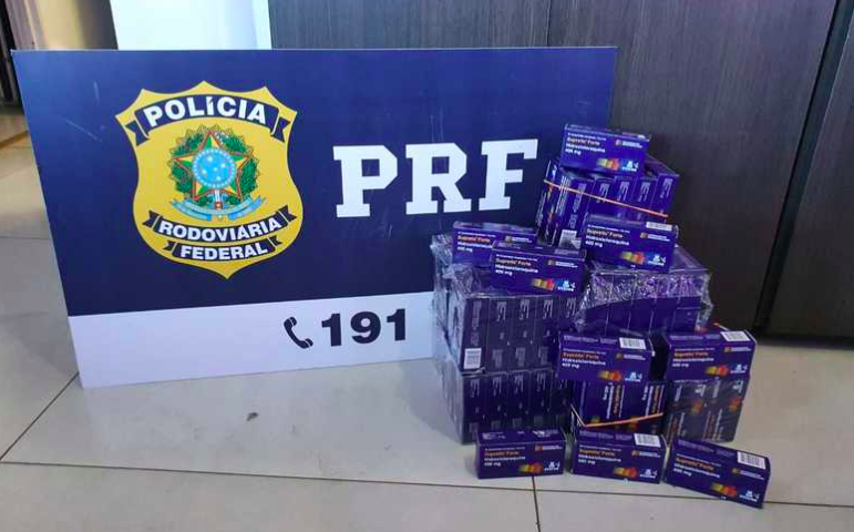 Hidroxicloroquina começa a ser contrabandeada no Brasil