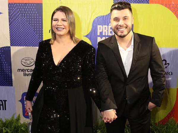 Marília Mendonça deixa de seguir Murilo Huff nas redes; assessoria nega término