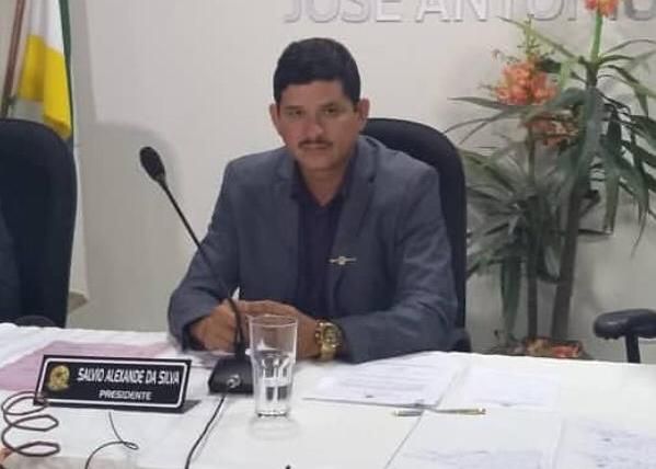 Justiça determina retorno imediato de vereador ao cargo de Presidente da Câmara