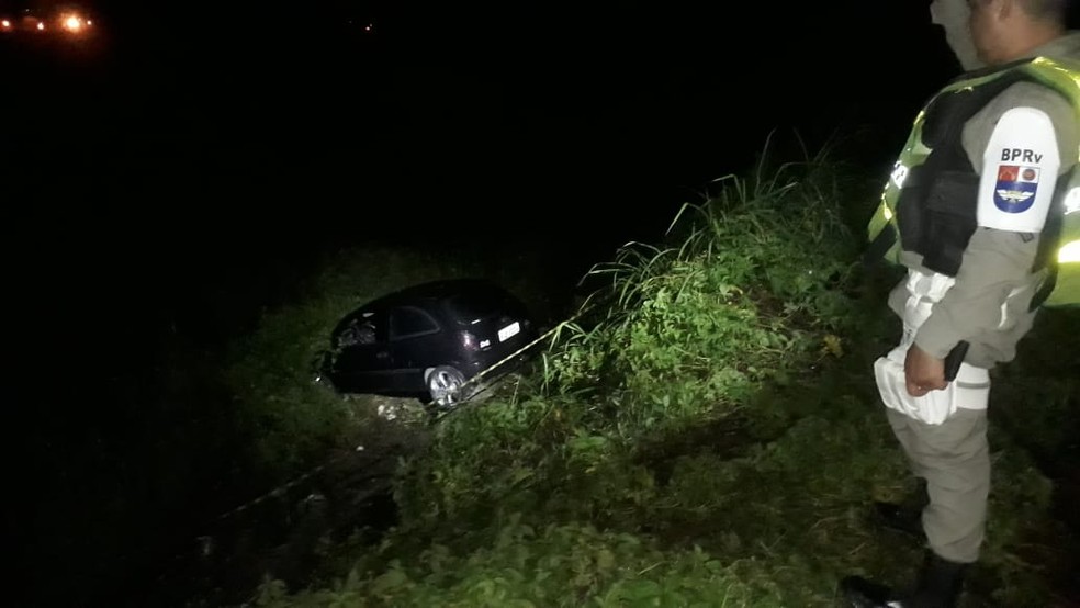 Homem morre em acidente envolvendo carro de passeio e moto na AL-115, em Igaci