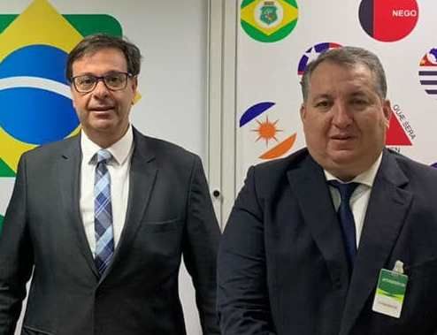 Prefeito busca apoio junto a Embratur para impulsionar divulgação de P. Pedras