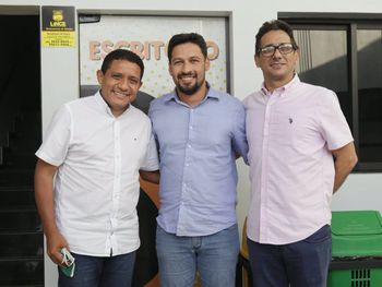 Senador tucano declara apoio à reeleição de prefeito e vice de Palmeira dos Índios