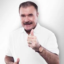 Cícero Almeida volta atrás e confirma candidatura para prefeito de Maceió