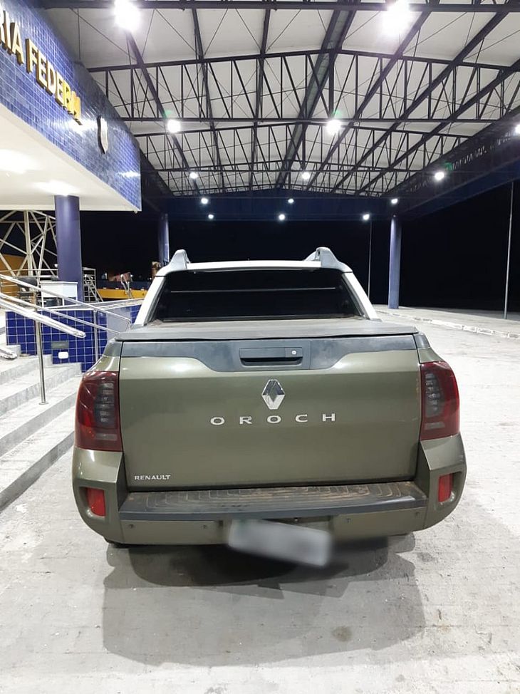 Três pessoas são presas e um veículo é recuperado durante o final de semana nas BRs em AL