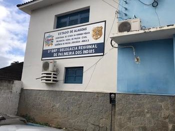 Presos serram grades de cela e tentam fugir de delegacia em Palmeira dos Índios