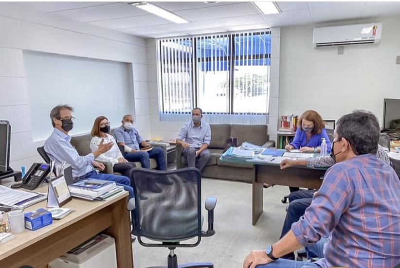 Prefeito assegura parceria com Sebrae/AL com planos para desenvolver S. J. da Tapera